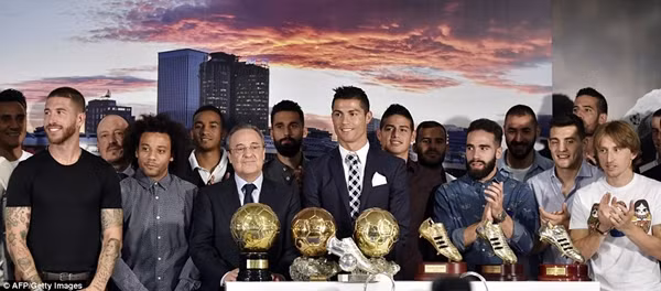Real Madrid mở "đại tiệc" tôn vinh Ronaldo ảnh 2