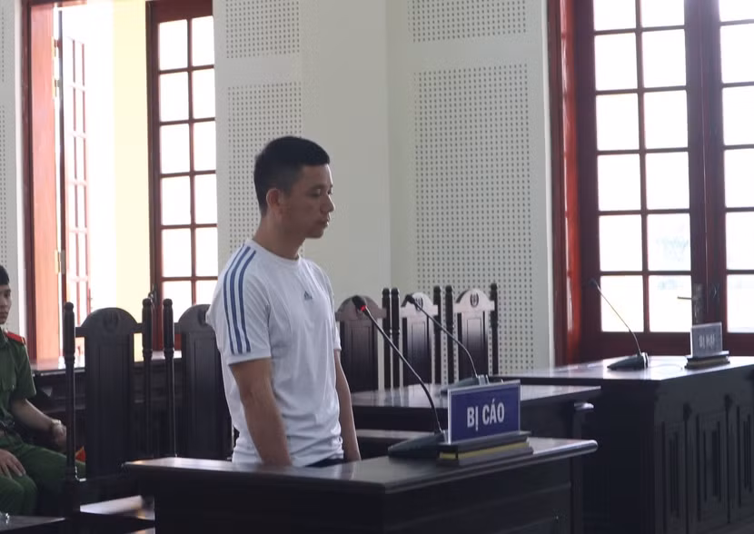 Cựu bí thư đoàn xã thuê xe tự lái mang đi cầm cố để lấy tiền trả nợ ảnh 1