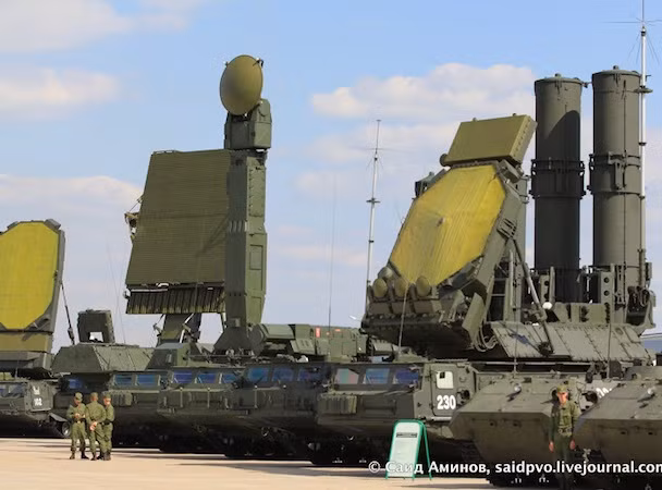 Nga đề nghị bán tên lửa phòng không Antey-2500 cho Iran thay thế S-300 ảnh 1