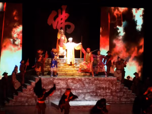 Sa đà chi tiết vụn vặt ảnh 2