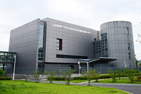 Viện Virus học Vũ Hán đi xuyên "bão" tin đồn về dịch Covid-19 ảnh 1