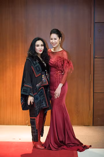 Dương Thùy Linh hạnh phúc được chồng đón sau khi "chạy show" ảnh 5