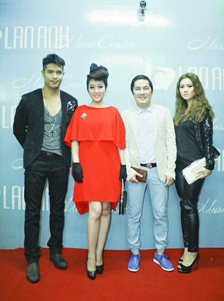 MC Kim Trang rạng ngời đi dự sự kiện ảnh 7