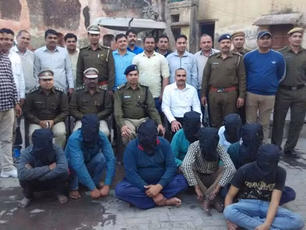 Ấn Độ bắt 8 nghi phạm sát hại một phụ nữ Nepal ảnh 1