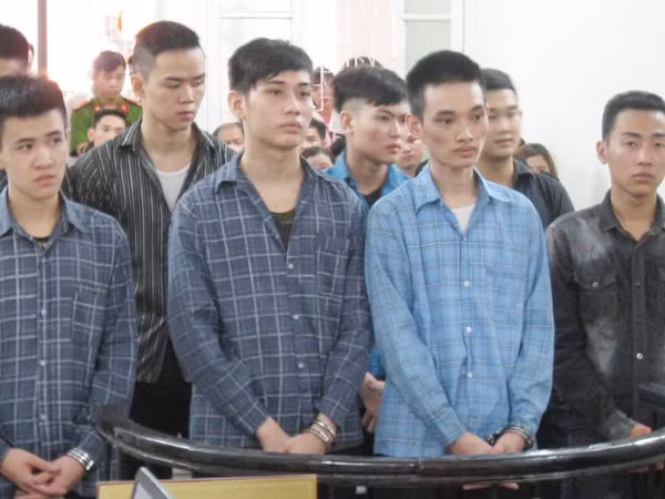 Chém xối xả một người 17 nhát: Bị hại thoát chết, nhưng bị cáo không thoát tội ảnh 1