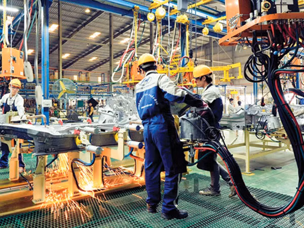 Học nghề dễ kiếm việc làm ảnh 1