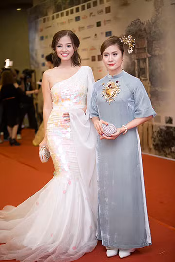 Thanh Thuý – nhà sản xuất quyến rũ tại Liên hoan phim quốc tế Hà Nội 2016 ảnh 4