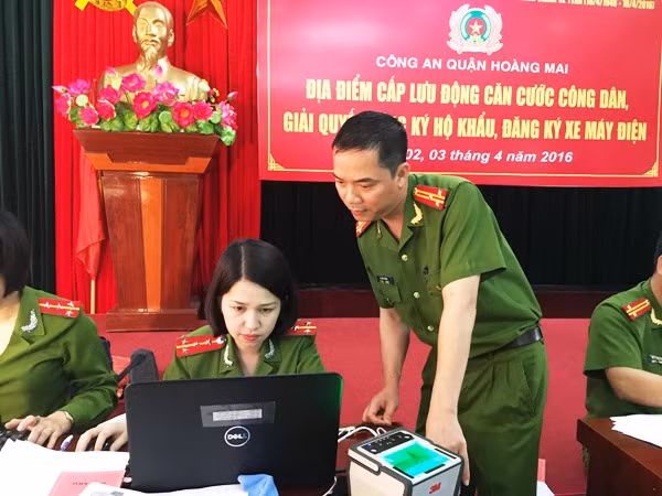 Niềm vui của nhân dân là động lực làm việc cho cán bộ chiến sỹ CAQ Hoàng Mai ảnh 3