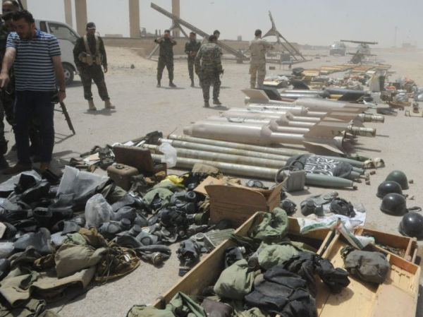 Quân cảnh Syria phát hiện kho vũ khí có tên lửa Mỹ của phiến quân ở Dumayr ảnh 1 Quân cảnh Syria phát hiện kho vũ khí có tên lửa Mỹ của phiến quân ở Dumayr ảnh 1
