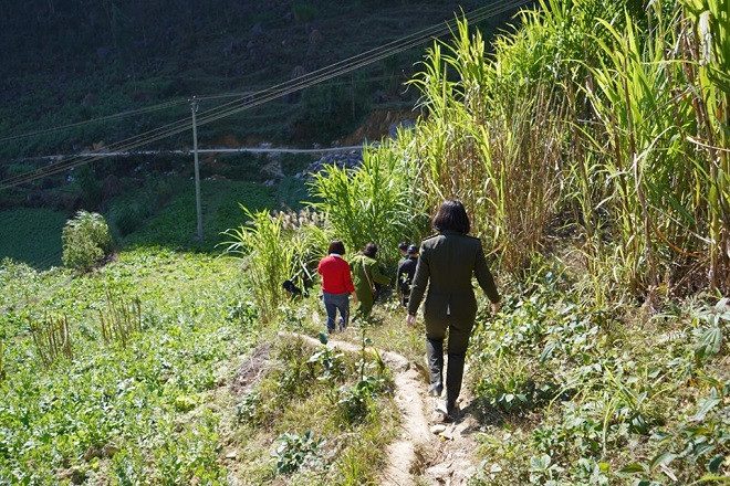 Công an Thủ đô sẻ chia với trẻ em nghèo nơi địa đầu Tổ quốc ảnh 5 Công an Thủ đô sẻ chia với trẻ em nghèo nơi địa đầu Tổ quốc ảnh 5