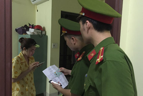 Kiểm soát hành chính ban đêm, không để xảy ra vụ việc phức tạp ảnh 1