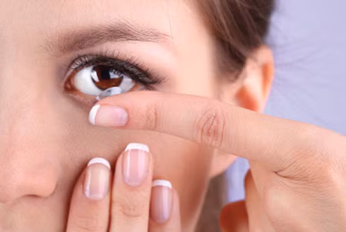 Chú ý những dấu hiệu gỉ mắt bất thường ảnh 1