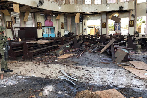 Chính phủ Philippines quyết tâm tiêu diệt các phần tử khủng bố ảnh 1