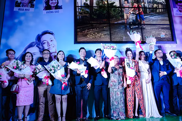 Dàn sao Việt dự ra mắt phim "Cho em gần anh hơn chút nữa" ảnh 13