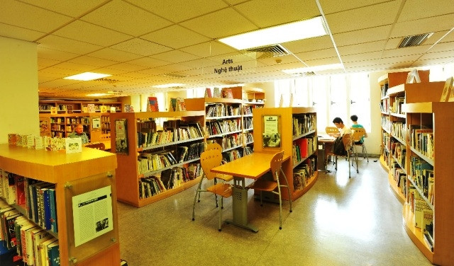 Khám phá 26.000 tài liệu đa phương tiện tại thư viện L’Espace ảnh 1