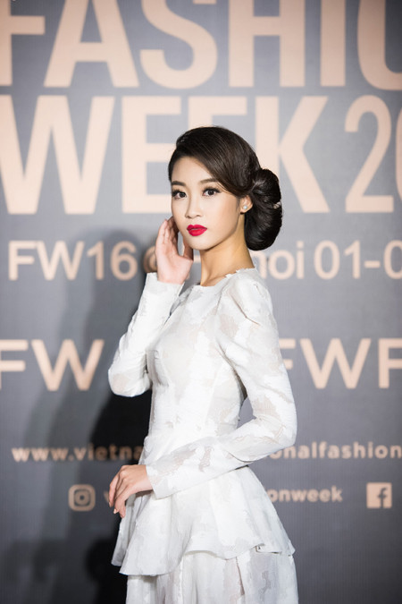 Hoa hậu Mỹ Linh "đọ sắc" với chị em Á hậu Thanh Tú - Trà My ảnh 6