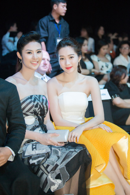 Ngọc Hân và Đặng Thu Thảo “đọ” vai trần gợi cảm ảnh 7