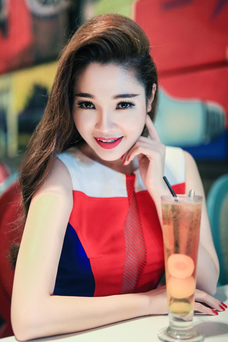 Nữ diễn viên 9x Thái Trân rạng ngời trong loạt ảnh mới ảnh 4