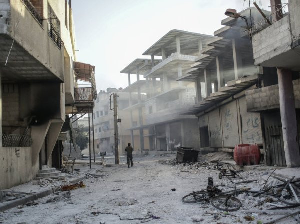 Một phóng viên truyền thông Nga bị bắn chết ở Syria ảnh 1