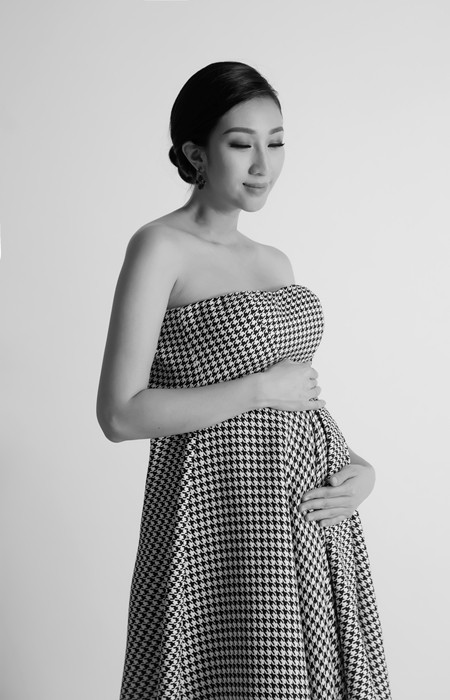 Lều Phương Anh làm album tặng con gái đầu lòng ảnh 5 Lều Phương Anh làm album tặng con gái đầu lòng ảnh 5