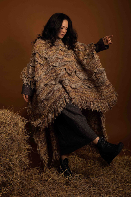 Nhật Kim Anh đẹp lạ chào năm mới ảnh 2