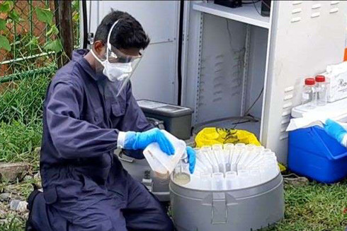 Truy lùng virus SARS-CoV-2 khi giám sát nước thải ảnh 1