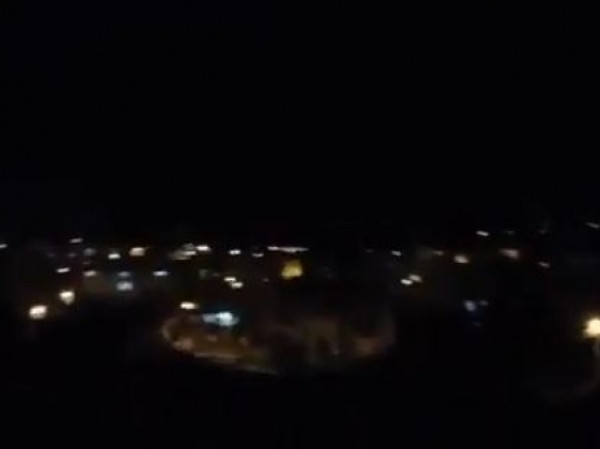 Tên lửa đạn đạo của SAA phá tan đoàn xe khổng lồ của Thổ Nhĩ Kỳ trong đêm ảnh 1 Tên lửa đạn đạo của SAA phá tan đoàn xe khổng lồ của Thổ Nhĩ Kỳ trong đêm ảnh 1