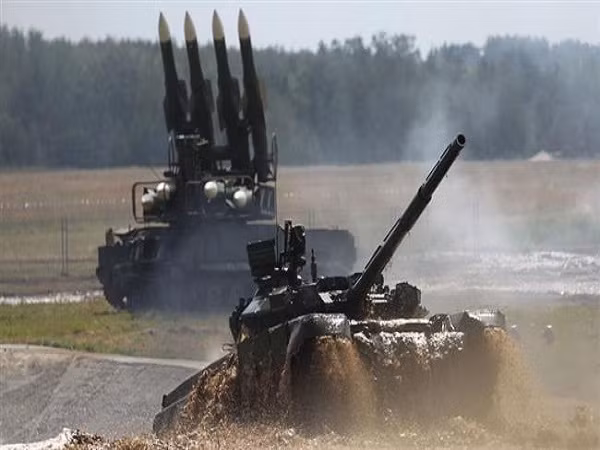 Cùng chiêm ngưỡng những loại vũ khí tối tân nhất của quân đội Nga ảnh 2