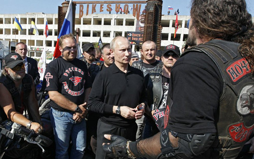 Tức giận Nga, Ba Lan cấm 10 thành viên mô tô Sói Đêm nhập cảnh ảnh 2