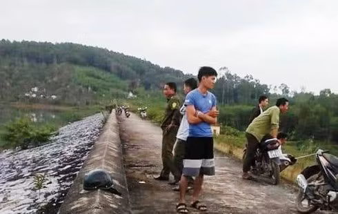 Mất tích sau khi đi sinh nhật bạn, thi thể bé gái được tìm thấy ở đập nước ảnh 1