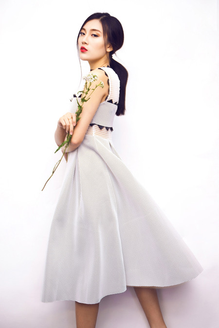 Á khôi Tăng Huỳnh Như khoe sắc như hoa mùa xuân ảnh 3