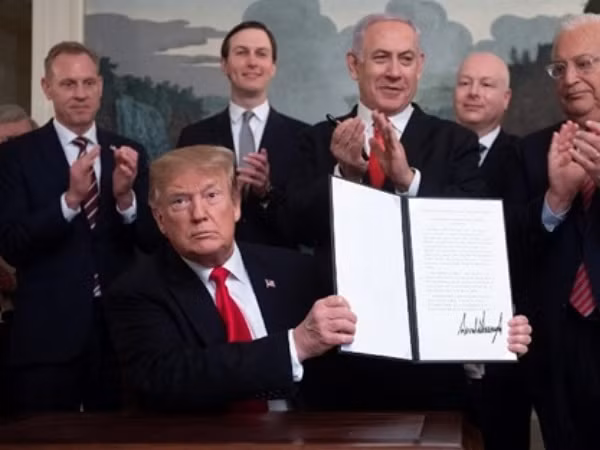 Trung Đông sẽ tiến một bước gần hơn đến cuộc chiến mới sau tuyên bố của Tổng thống Trump ảnh 1