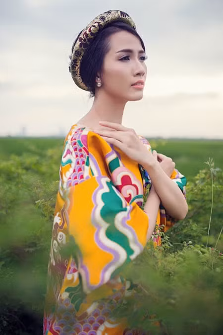 Phan Thị Mơ dịu dàng, cá tính với hình ảnh con gái Kinh Bắc ảnh 2