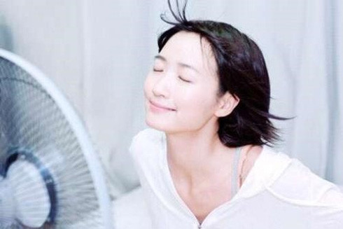 Điều gì xảy ra với cơ thể phụ nữ sau 40 tuổi? ảnh 1