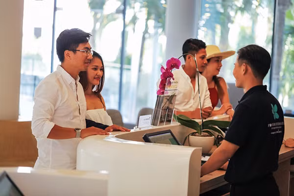 Nới visa, khách đến Việt Nam không đủ chỗ tiêu tiền ảnh 2