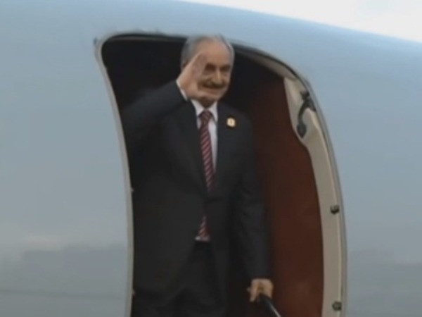 Venezuela bác bỏ cáo buộc nói tướng Haftar đến Caracas bàn về các hợp đồng dầu khí ảnh 1