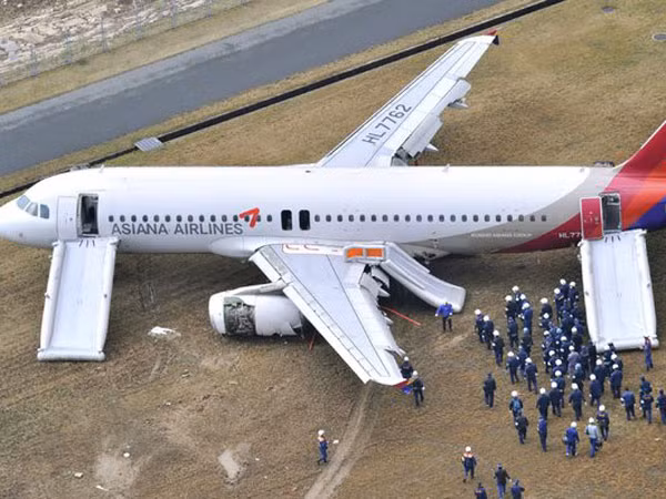 Hàn Quốc yêu cầu điều tra năng lực phi công ảnh 1