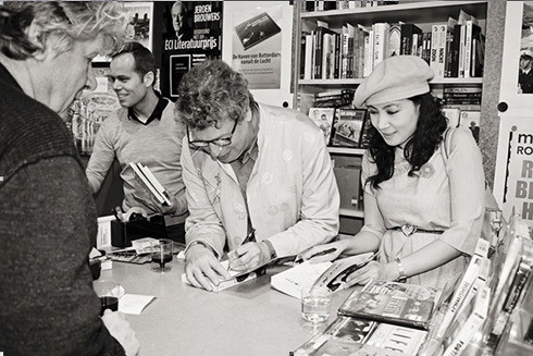 "Lọ Lem trẩy hội" tại nhà sách Snoek ảnh 2