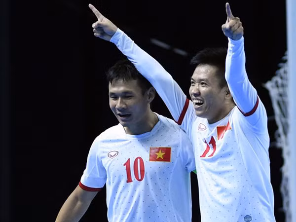 Thưởng "nóng" tuyển futsal Việt Nam 200 triệu đồng ảnh 1