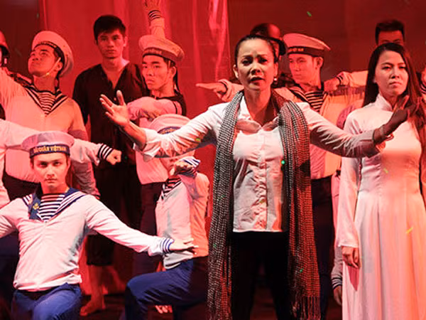 Lời phê phán đáng quý hơn sự im lặng ảnh 1