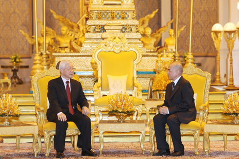 Động lực mạnh mẽ đưa quan hệ Việt Nam - Campuchia bước vào giai đoạn phát triển mới ảnh 1