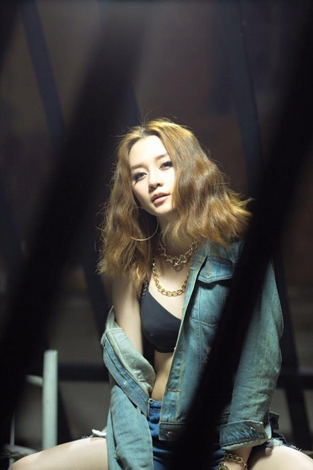 Nhóm Bee.T nổi loạn, lột xác với hình ảnh nóng bỏng ảnh 5