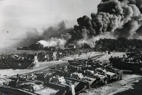 Nhân chứng sống sót sau trận "Trân Châu Cảng thứ hai" ảnh 2