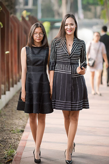 Sao Việt "đổ bộ" chúc mừng NTK Xuân Lê ảnh 11