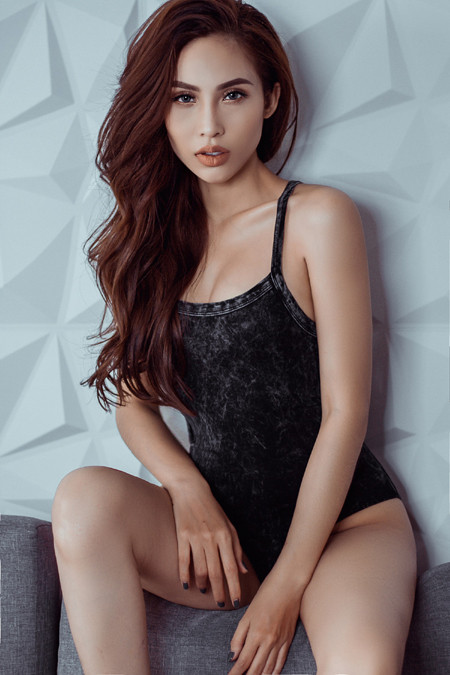 Siêu mẫu Trương Hằng khoe đường cong nóng bỏng đầy quyến rũ ảnh 6 Siêu mẫu Trương Hằng khoe đường cong nóng bỏng đầy quyến rũ ảnh 6