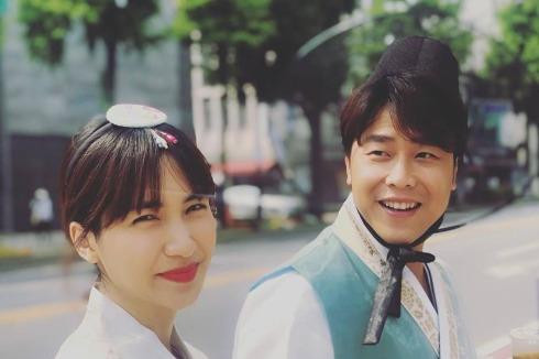 Thực hư tin đồn Hòa Minzy đã bí mật kết hôn ảnh 1