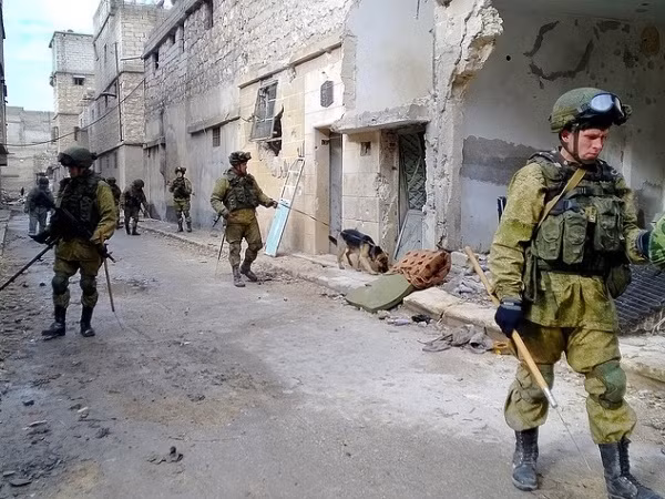 Quân đội Nga dọn "gần sạch" bom mìn ở đông Aleppo ảnh 1