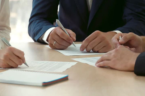 Công ty có quyền cấm nhân viên chuyển sang doanh nghiệp cạnh tranh? ảnh 1