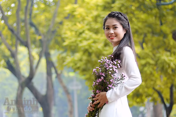 Nữ sinh Đại học PCCC đẹp dịu dàng trong tà áo dài truyền thống ảnh 11