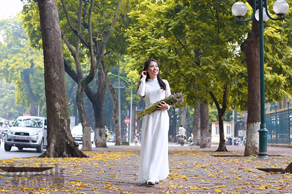 Nữ sinh Đại học PCCC đẹp dịu dàng trong tà áo dài truyền thống ảnh 9